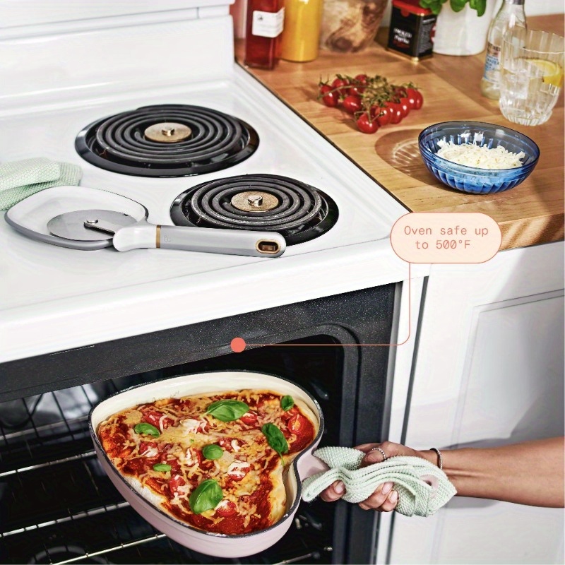 enameled cast skillet by details 0