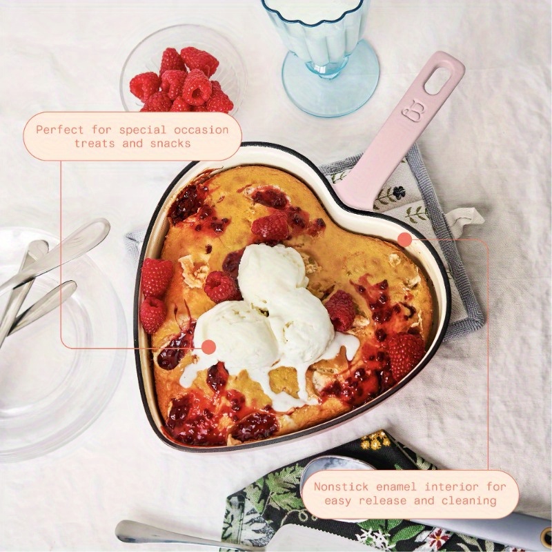 enameled cast skillet by details 3