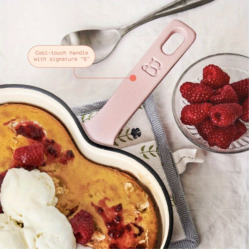 enameled cast skillet by details 6