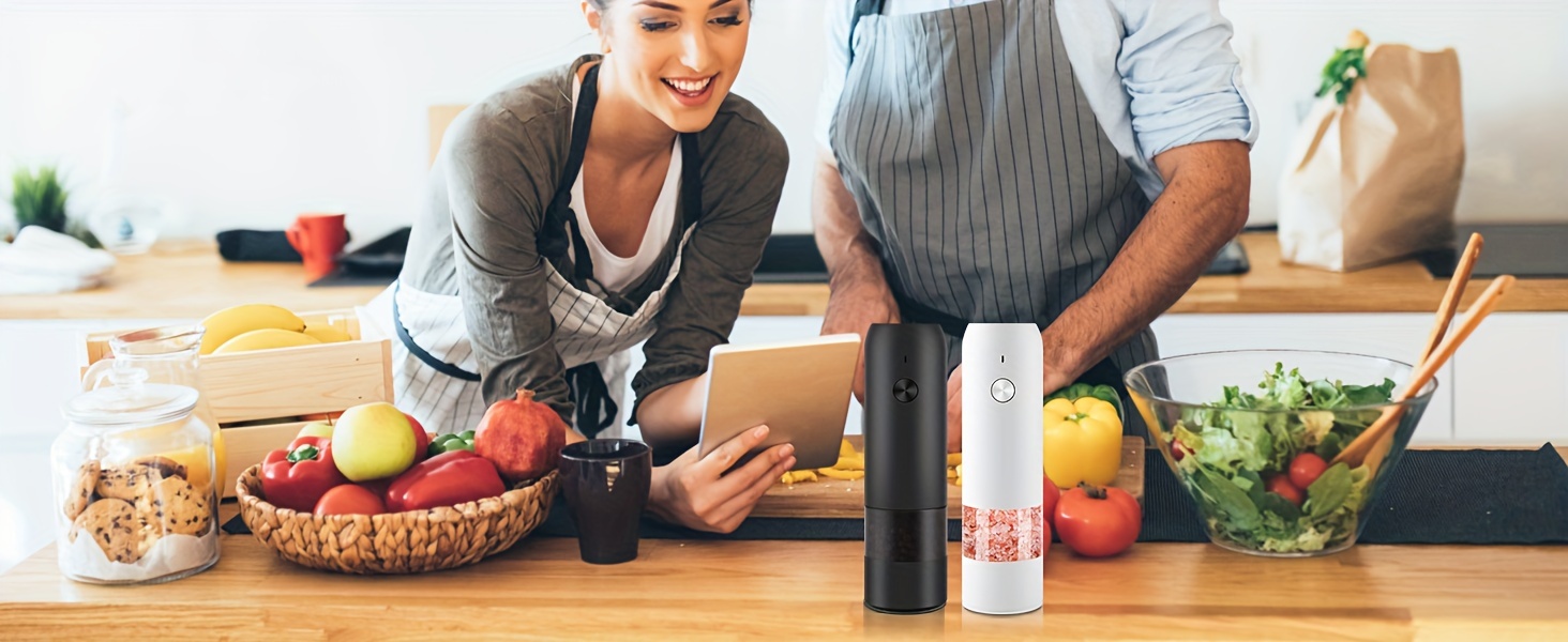 salt pepper grinder set battery powered household seasoning grinder portable handheld grinder for kitchen details 2